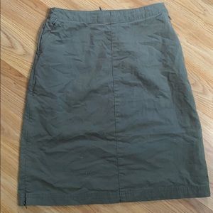 Green above the knee skirt